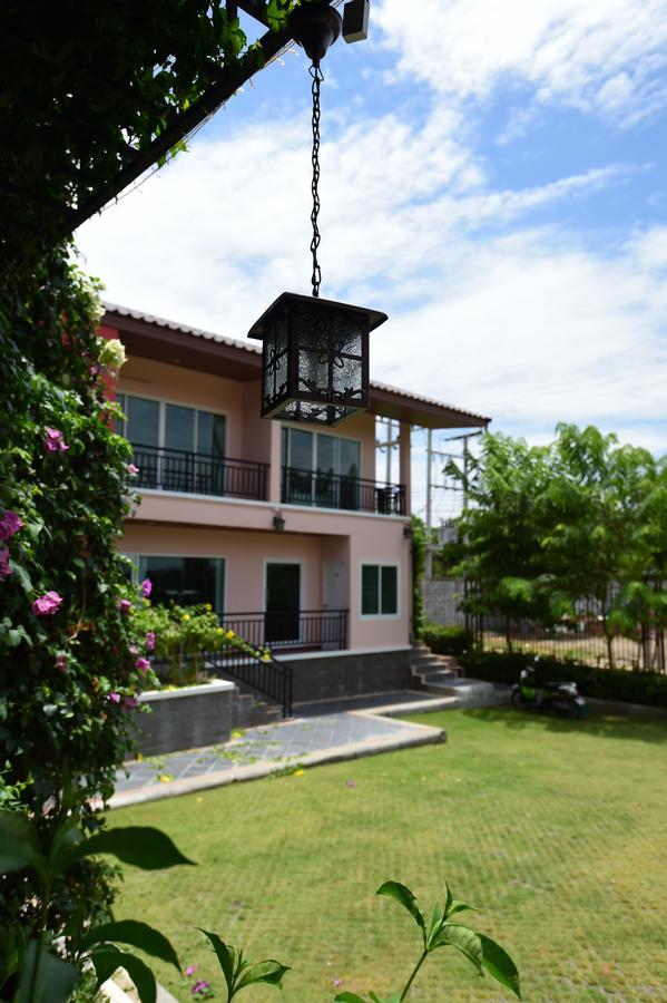 Rose Villa Hote Пакчонг Экстерьер фото