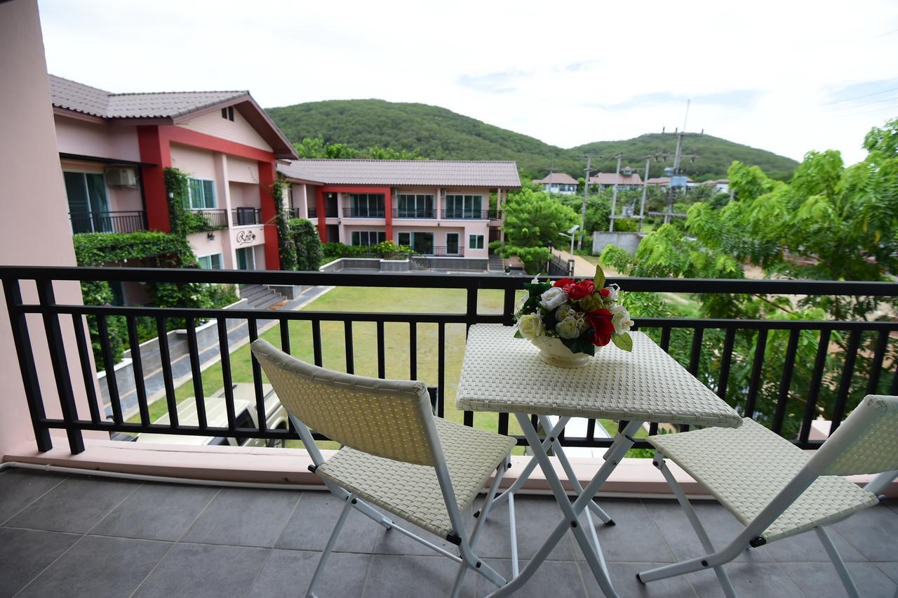 Rose Villa Hote Пакчонг Экстерьер фото